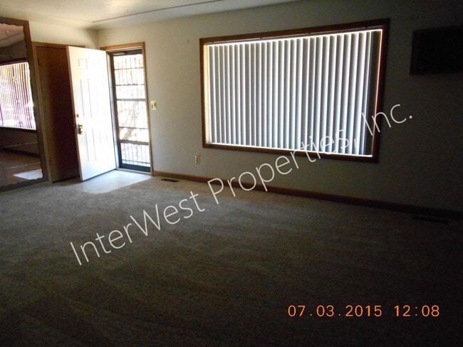 Photo - 3 Bedroom Ranch Style on Cul De Saq with Fenced Yard, Wood Stove & Garage!