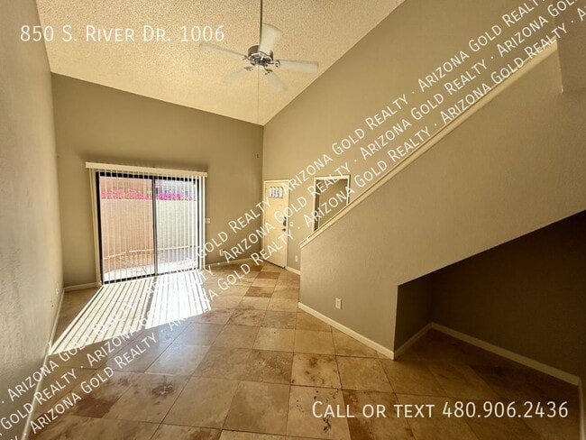 Photo - 850 S River Dr