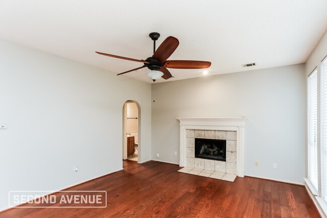 Photo - 1301 Clear Creek Dr