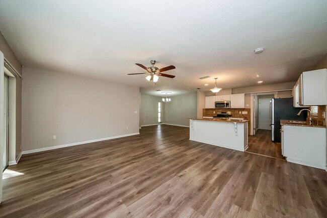 Photo - 3910 Briarlake Dr