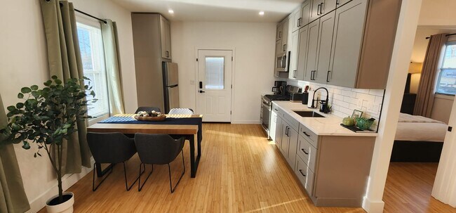 Photo - 246 W Linden Ave Unit 3