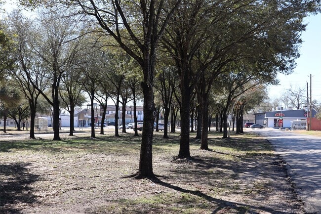 Photo - 131 N Maplewood St