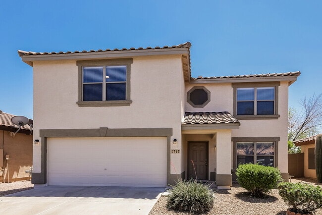 Building Photo - 727 E Rose Marie Ln Rental