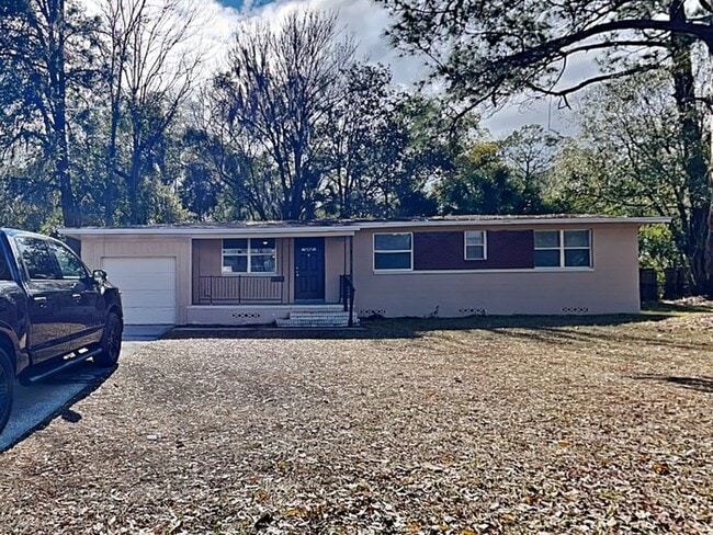 Building Photo - 6406 Harlow Blvd