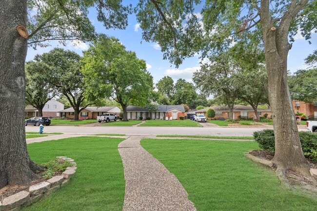 Photo - 10623 Wickersham Ln