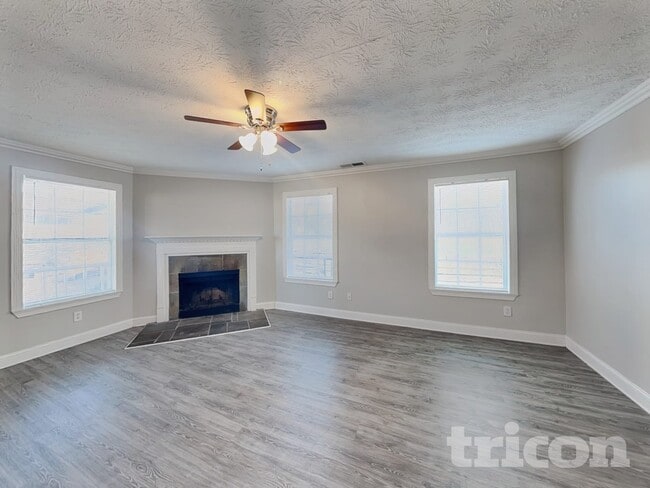 Photo - 34 Inverness Trce