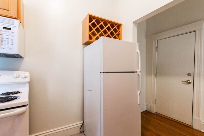 Photo - Fenway Studio No Broker Fee - Modern FInishes - Nice Building