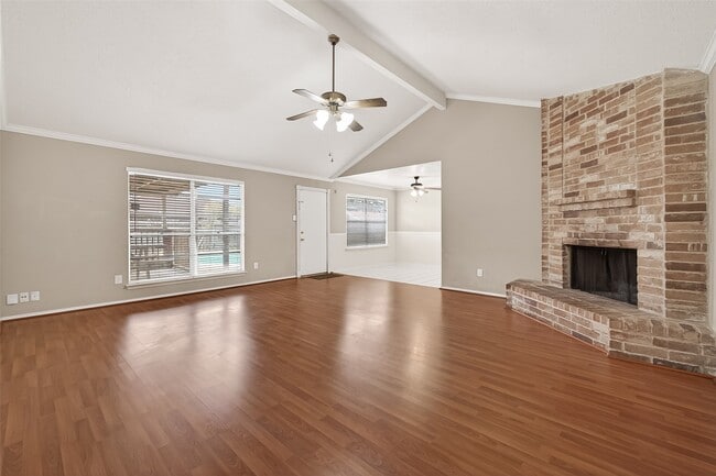 Photo - 6630 Harpers Dr