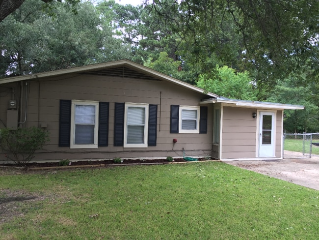 Photo - 600 Eason Pl