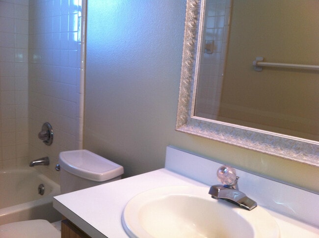 Photo - 803 White Pine Ave