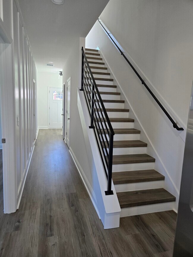 Photo - 5684 Native Oak Dr