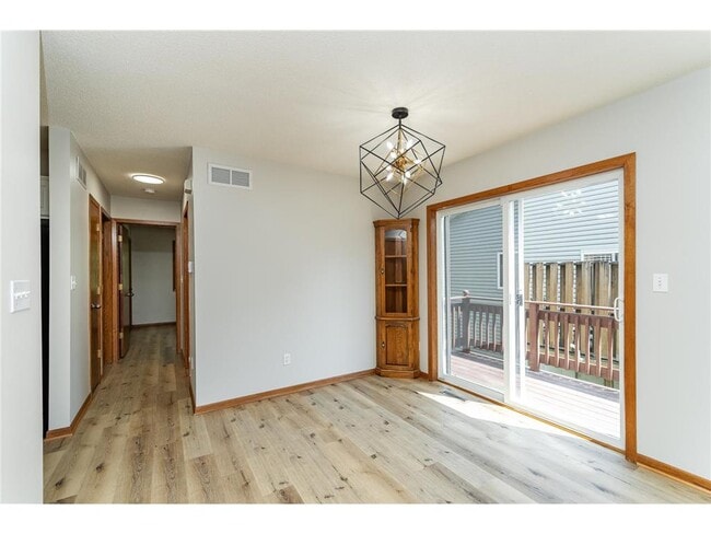 Photo - 3323 7th St NW