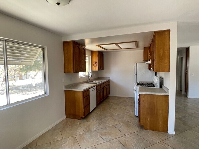Photo - Charming Joshua Tree Village Home