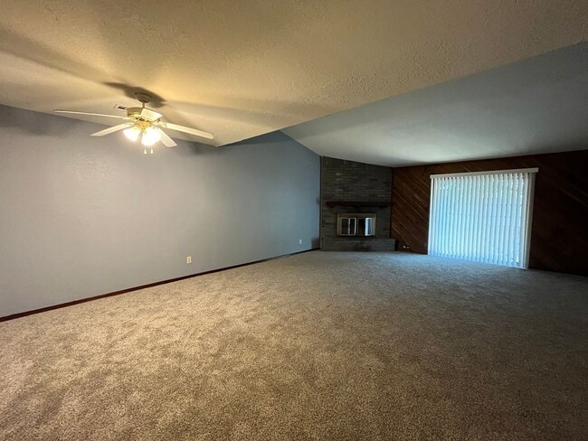 Photo - 39th Street Duplex Apartamento Unidad 12735