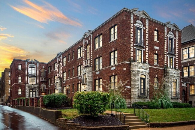 Photo - 6218 Northwood Ave Unit 12