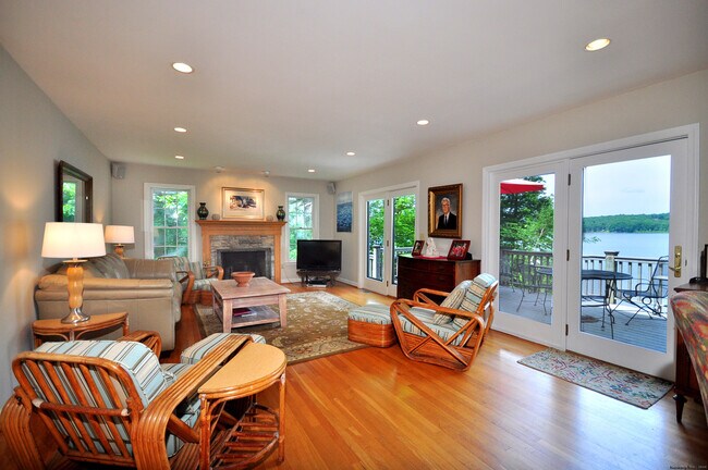 Photo - 72 Sandy Beach Rd