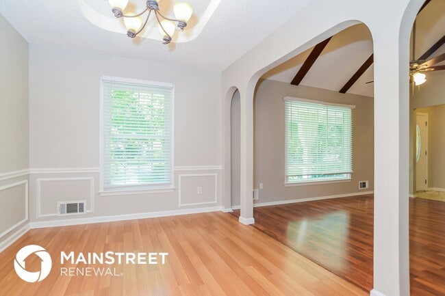 Photo - 8800 W 92nd St