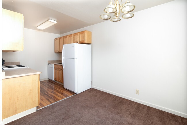 Parklane Apartments - KK01 - 107