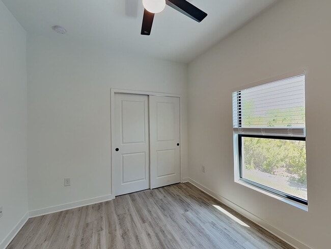 Photo - 1127 Highlands Rd