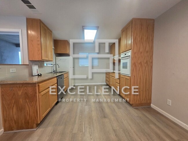 Photo - 117 Winslow Ct Unit 117 Winslow 1