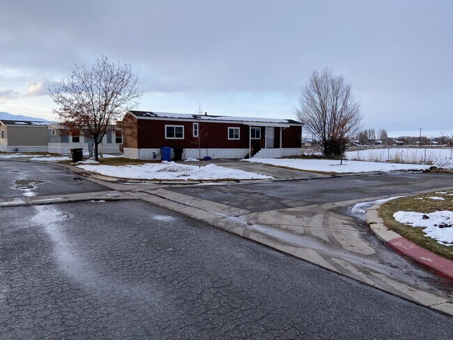 Photo - 1900 S 1100 W