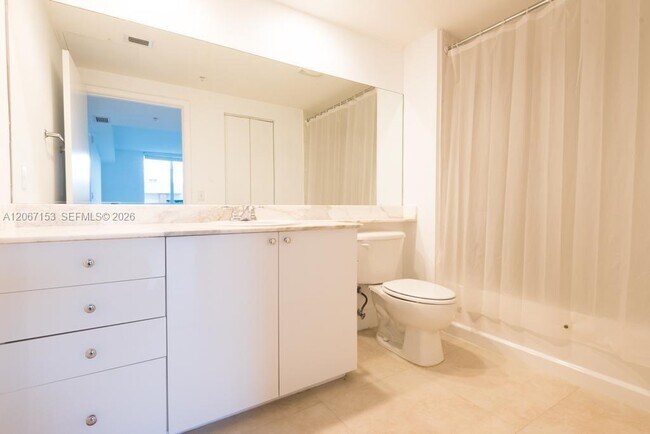 18800 NE 29th Ave Unit 427