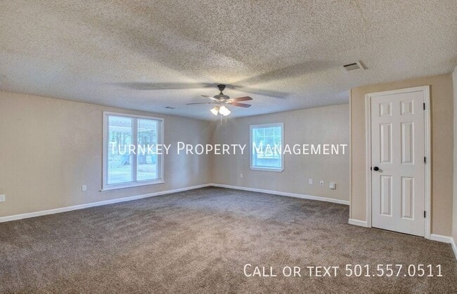 Photo - 8005 Woodhaven Dr