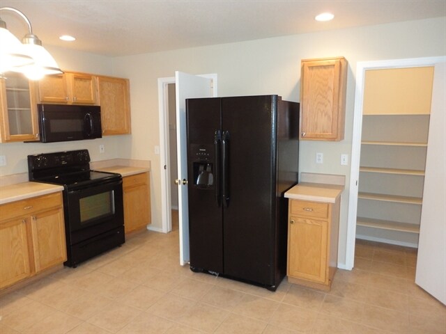 Photo - 2205 E 35th Ave