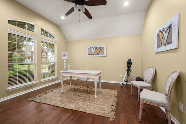 Photo - 11722 Gray Forest Trail