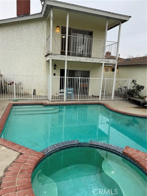 Photo - 7209 Alverstone Ave