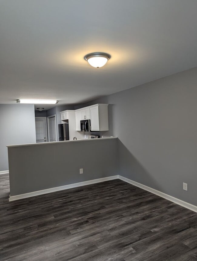 Photo - Creekside Apartments