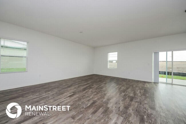 Photo - 146 Hidden Lk Lp