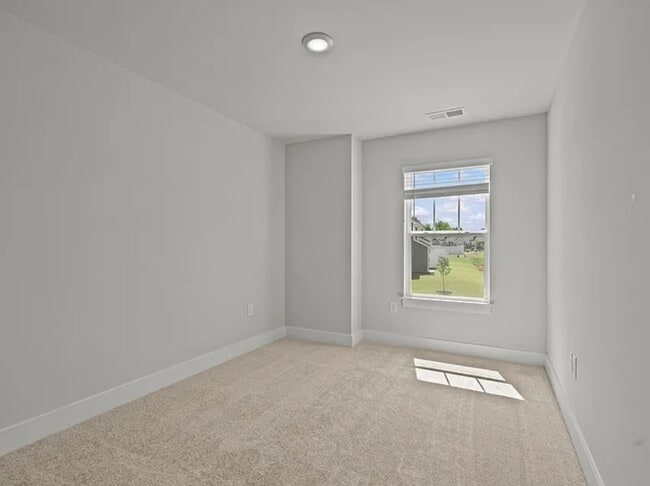 Photo - 1323 Maplesmith Wy