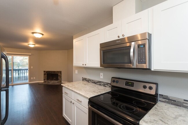 Building Photo - 12225 SW Longhorn Ln Unit C