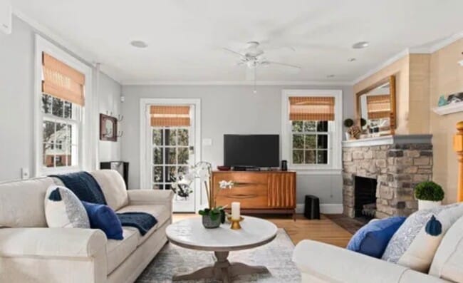 Photo - 444 St Davids Ave