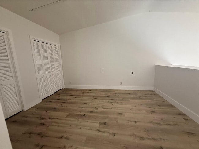 Photo - 811 E Broward Blvd