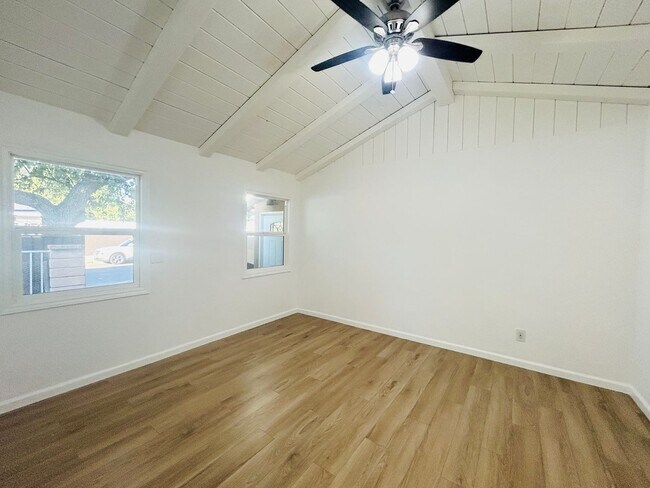 7358 Balcom Ave Unit 17750 Valerio