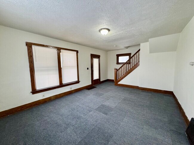 Photo - 1722 Harrisburg Rd NE