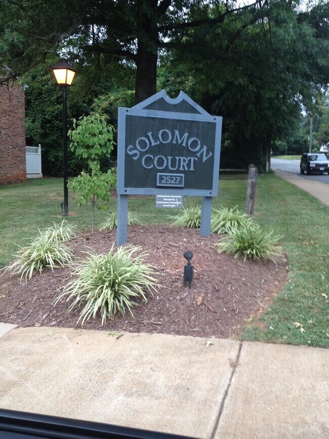 Solomon Court Entrance - 2527 Hydraulic Rd