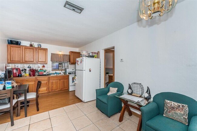 Photo - 7721 46th St N