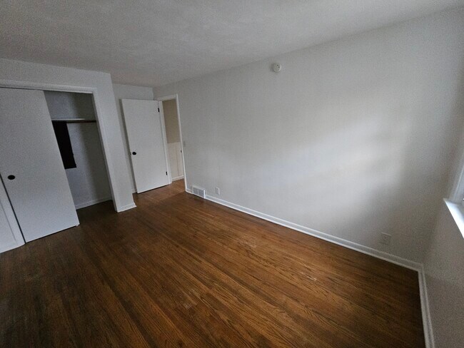 Photo - 71 Medfield Dr