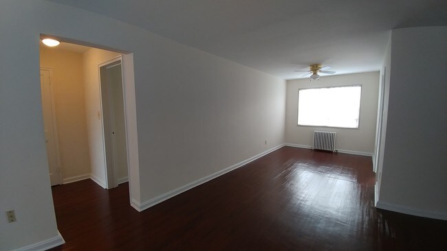 Photo - Hillcrest Terrace Apartments