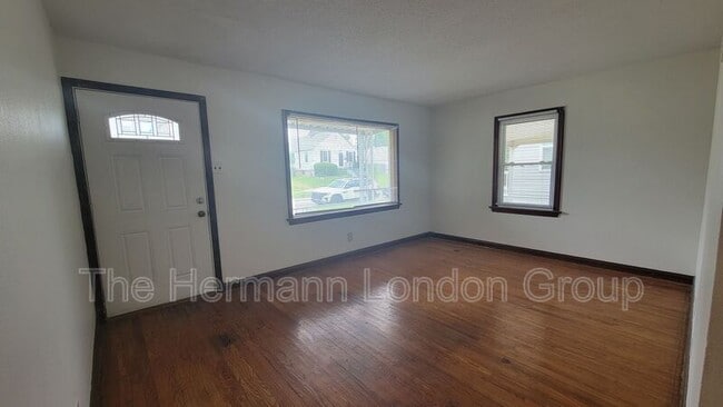 Photo - 6320 Arthur Ave