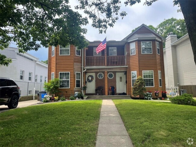 Building Photo - 67 Sagamore Hill Dr Rental