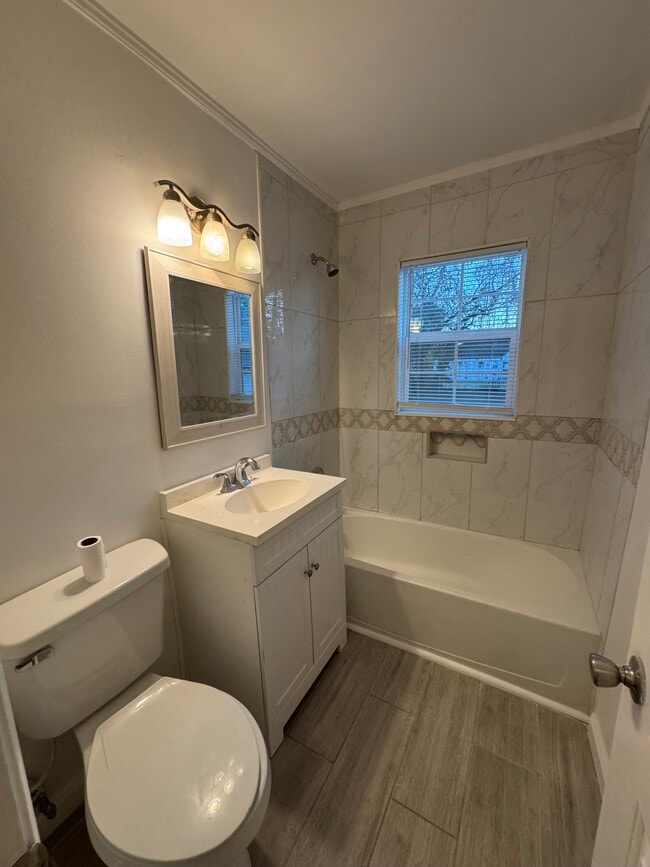 Photo - 515 Chapel St