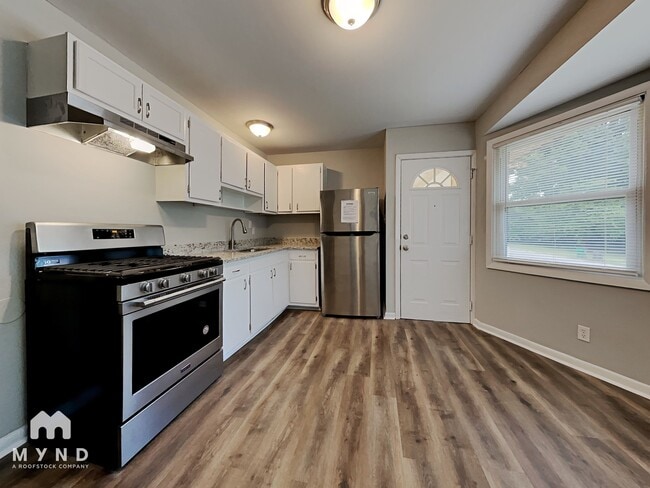 Photo - 5442 Southampton Rd