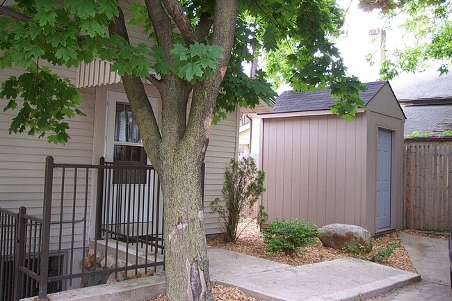 Photo - 502 High St