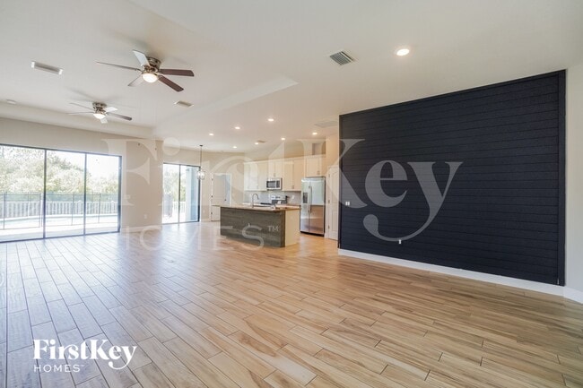 Photo - 12414 Drakefield Dr