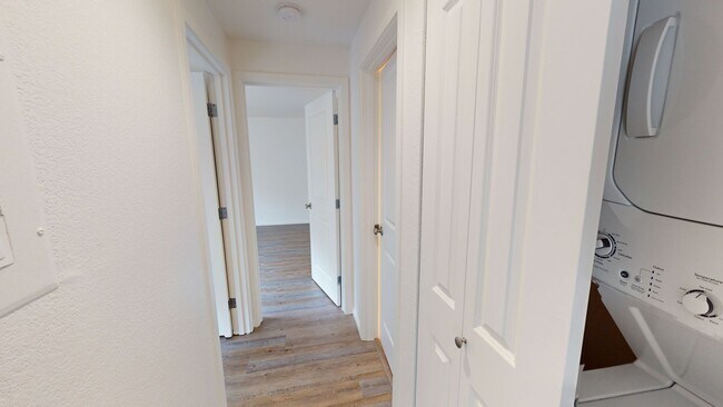 Parkridge Apartments