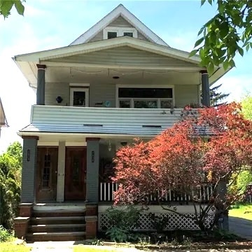 Building Photo - 1628 Grace Ave